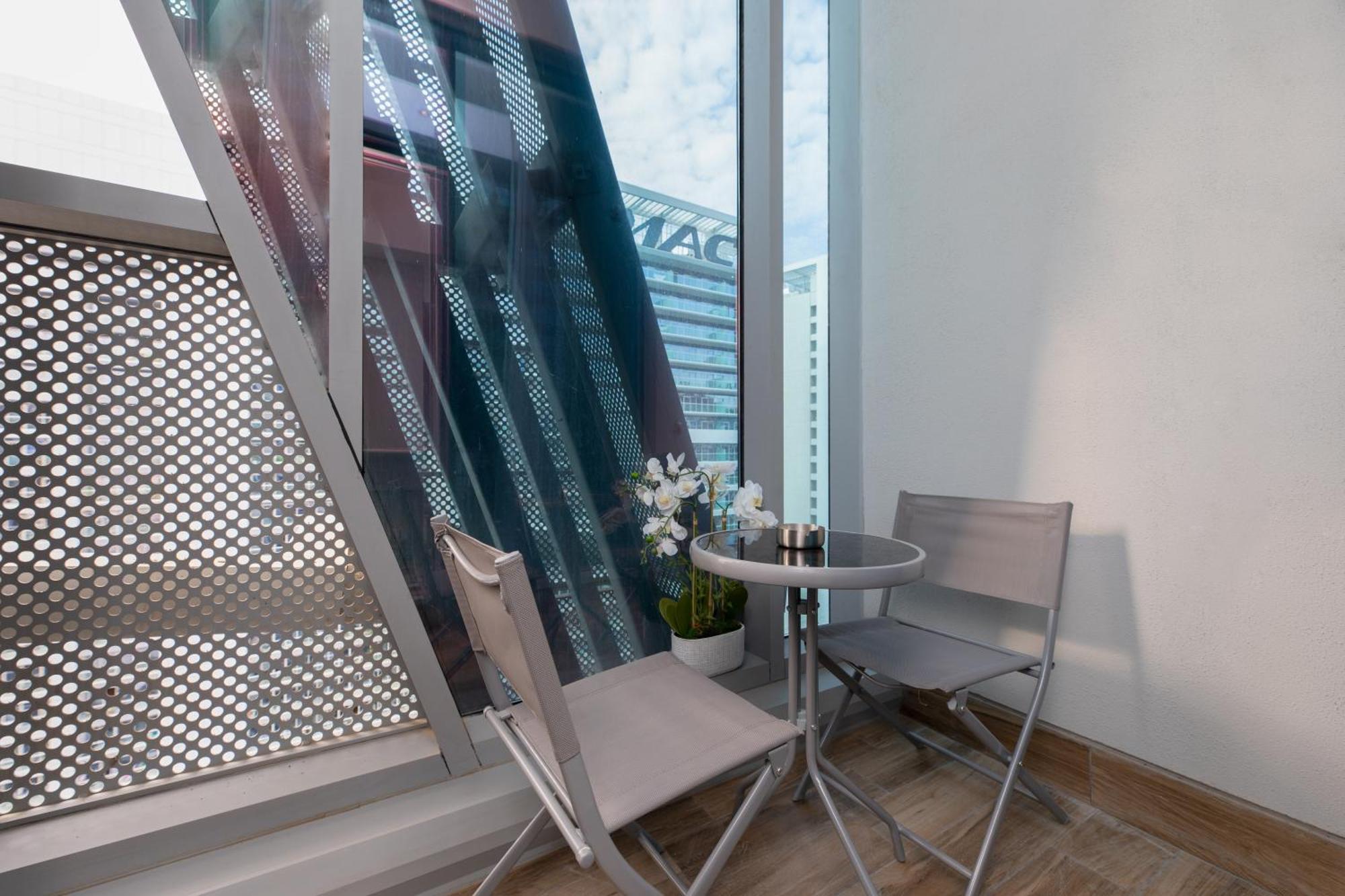 Globalstay J One Tower Apartments At Pearl Of Uae Dubai Exterior photo